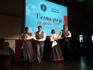 Vesna poje in gode 2016 na Grobelnem